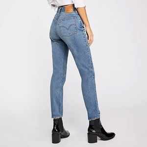 Levi’s Wedgie High Rise Cropped Straight Fit Jeans, 26